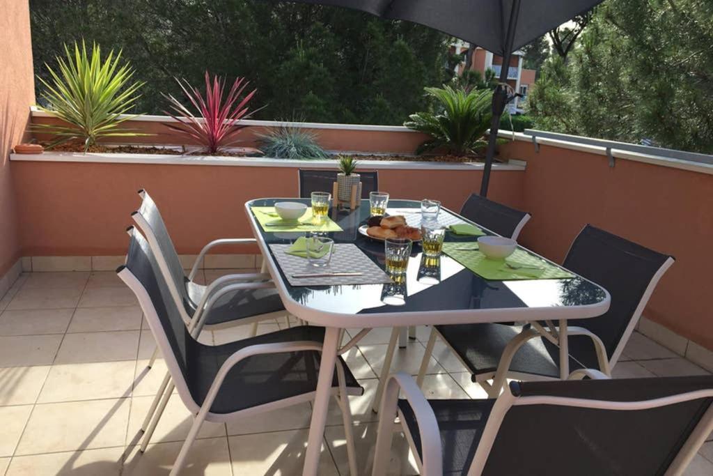 Appart T2 Saint Raphael - Valescure Apartman Kültér fotó