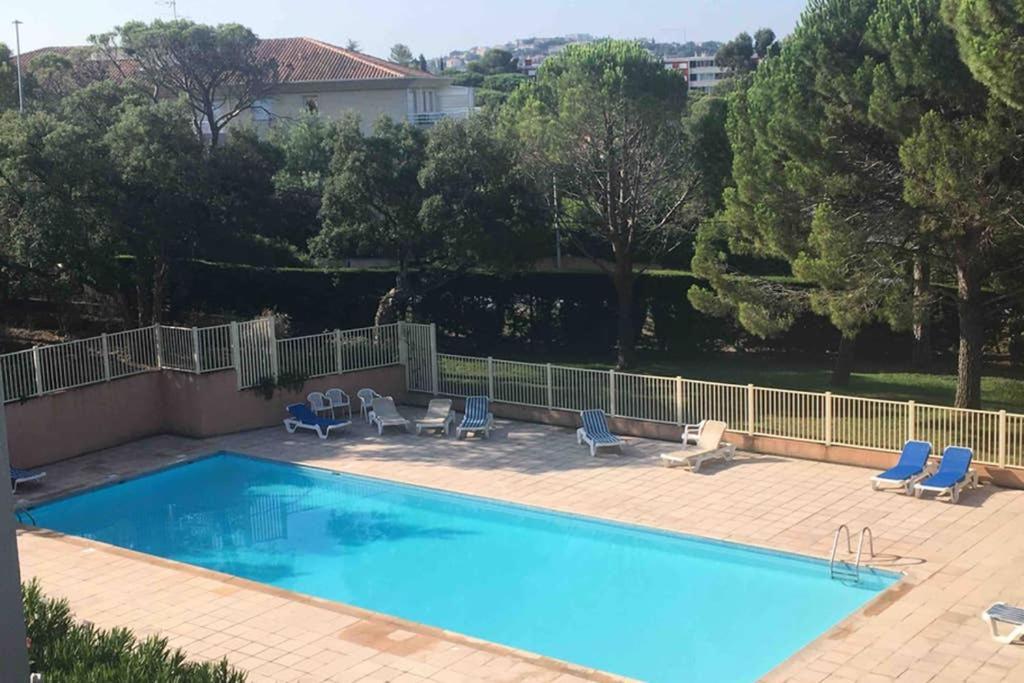 Appart T2 Saint Raphael - Valescure Apartman Kültér fotó