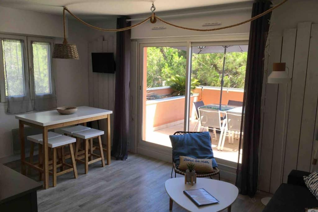 Appart T2 Saint Raphael - Valescure Apartman Kültér fotó