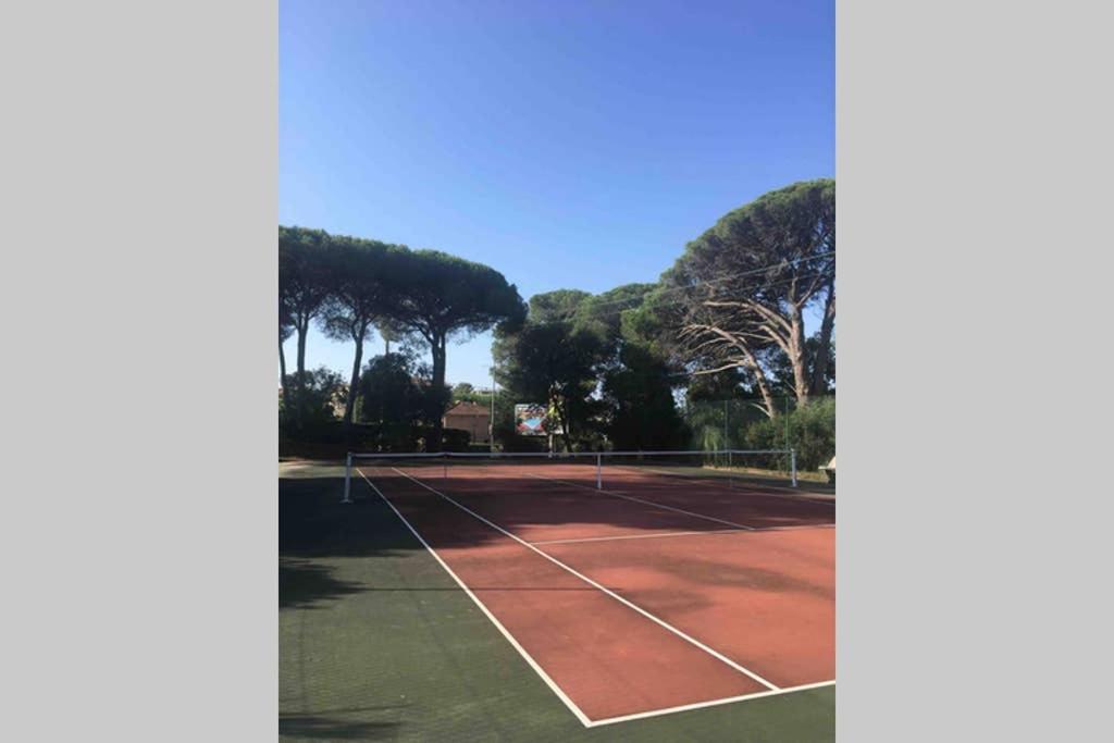 Appart T2 Saint Raphael - Valescure Apartman Kültér fotó