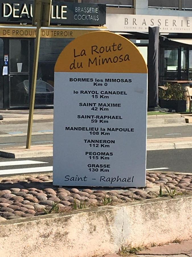 Appart T2 Saint Raphael - Valescure Apartman Kültér fotó